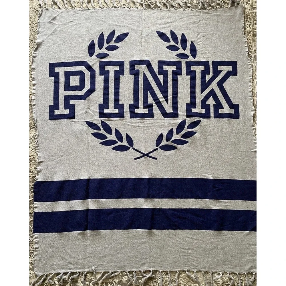 NWT Victorias Secret PINK Festival Beach Blanket Gray And Blue 100% Cotton New